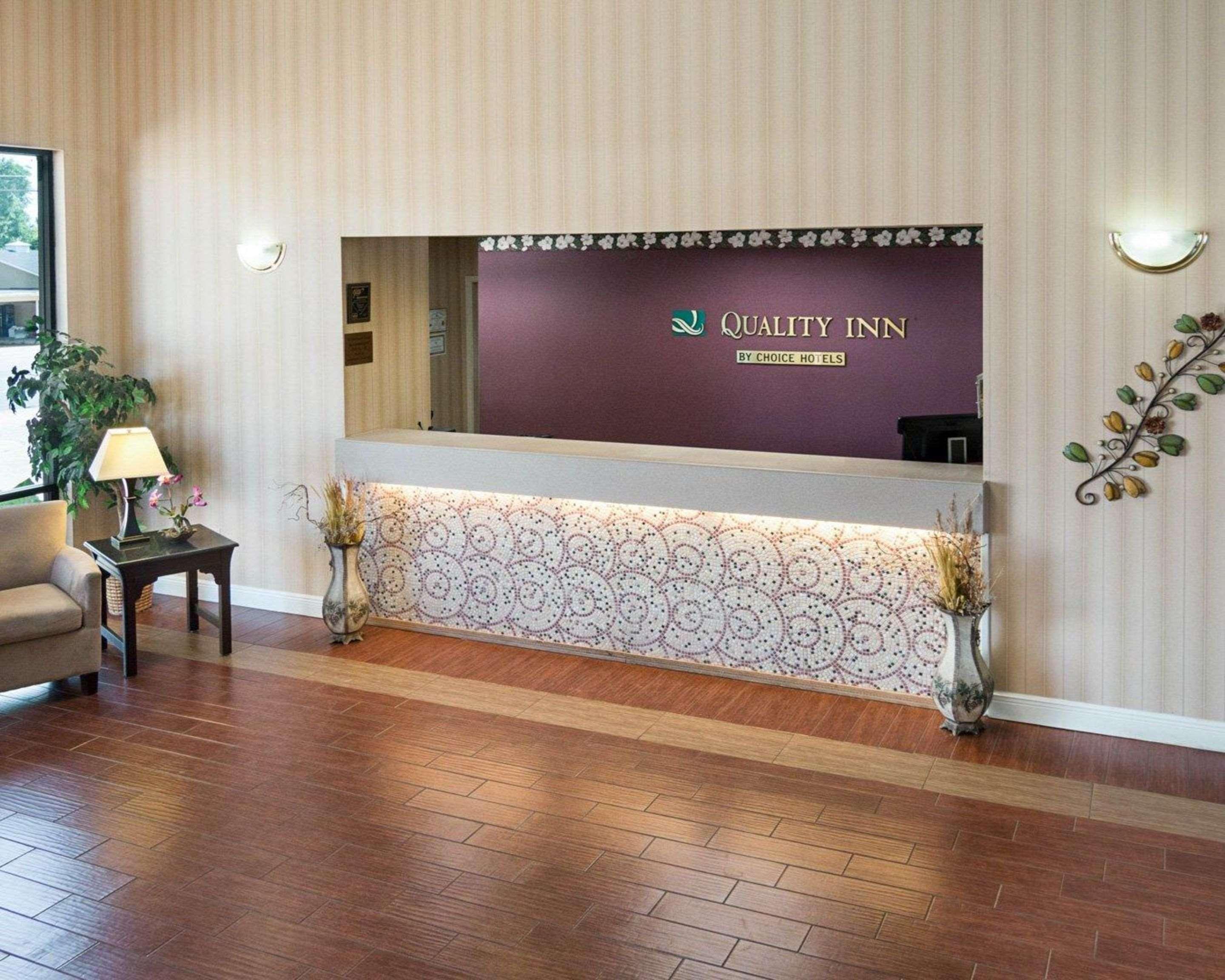 Quality Inn Magnolia Екстер'єр фото